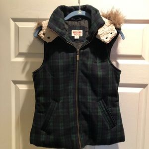 Mossimo Plaid Vest with Sherpa/fur hood
